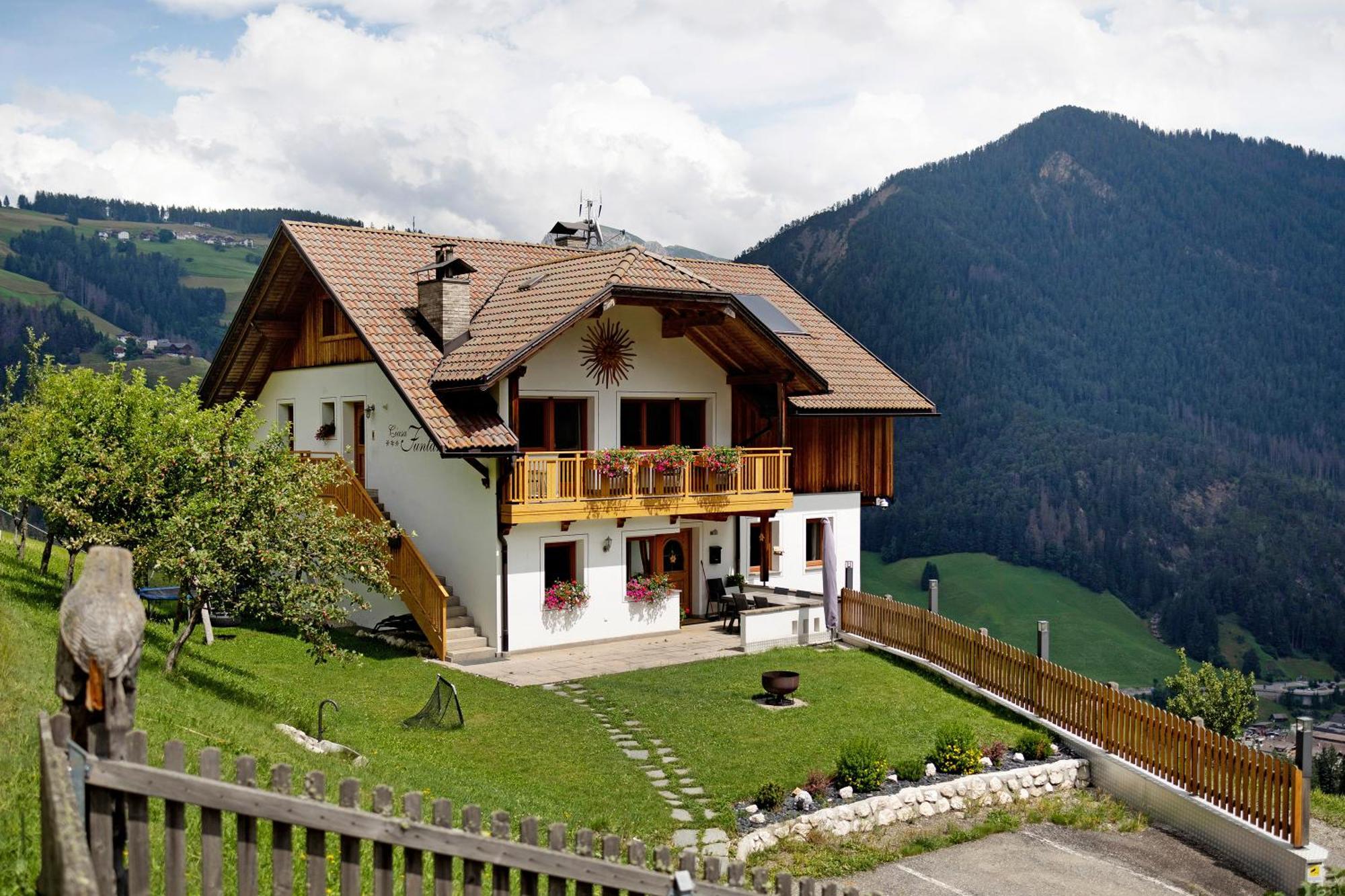 Ferienwohnung Ciasa Funtanies Puetia Sankt Martin in Thurn Exterior foto